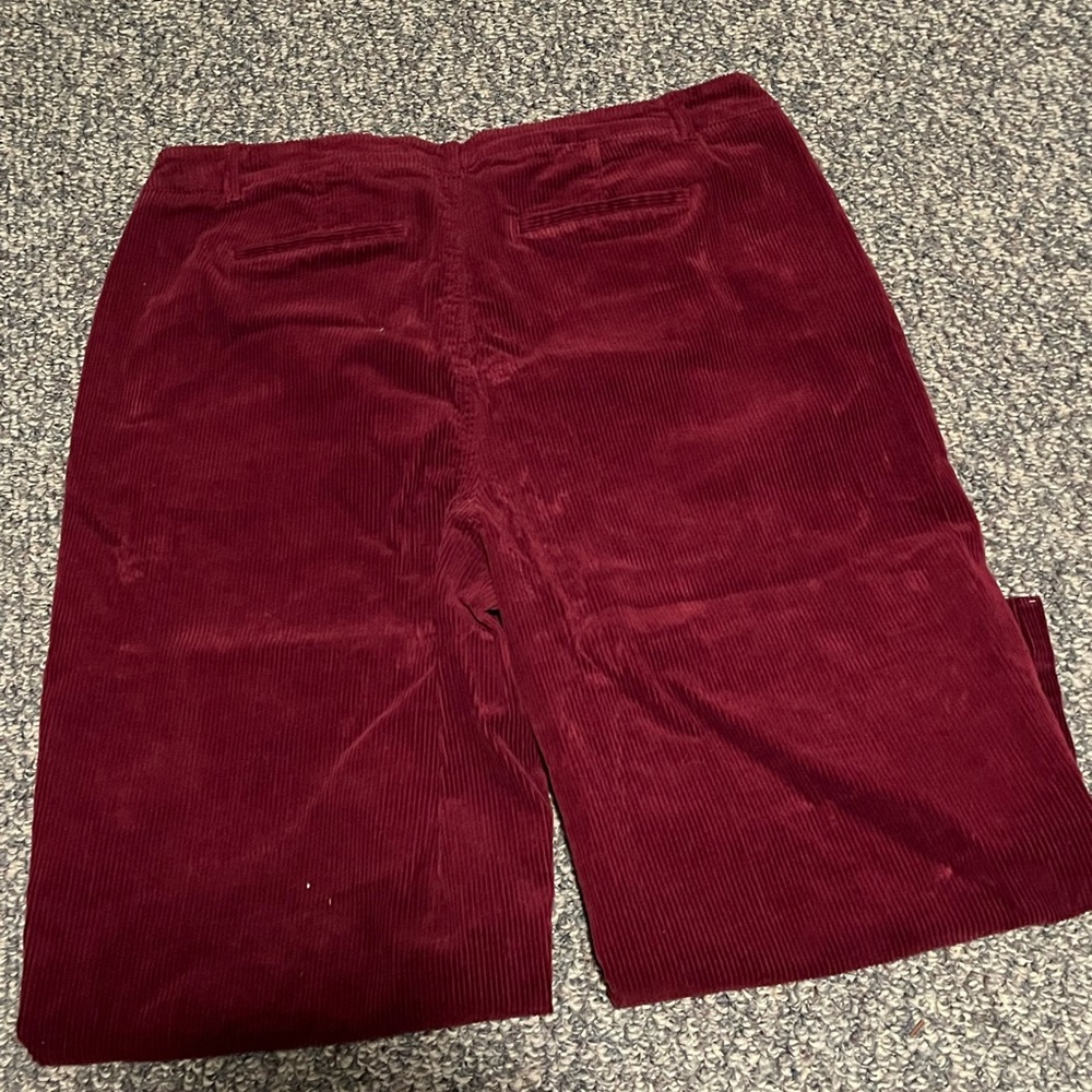Corduroy cropped/flare pants in cranberry